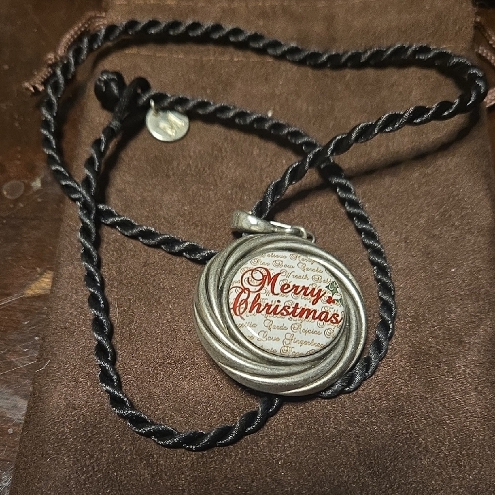 Merry Christmas Silver Pendant Necklace